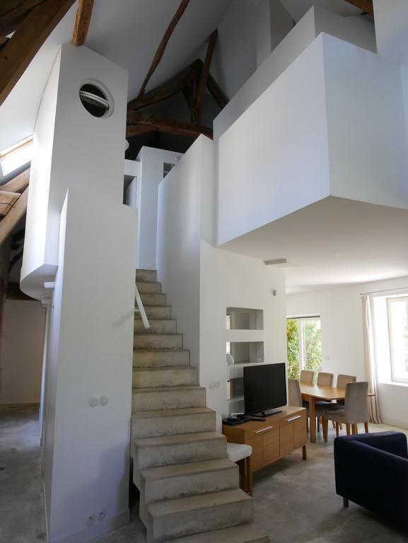 Gites De La Grande Ferme Avernes Bagian luar foto