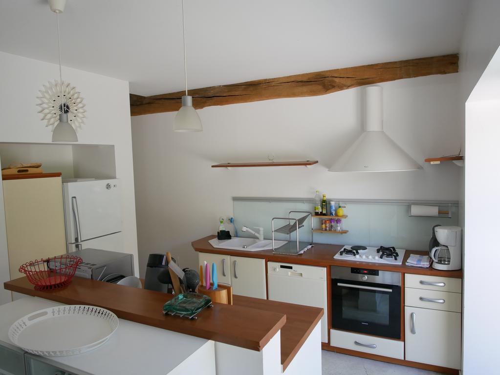 Gites De La Grande Ferme Avernes Bagian luar foto