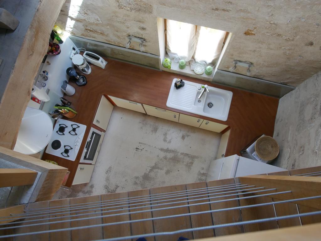 Gites De La Grande Ferme Avernes Bagian luar foto